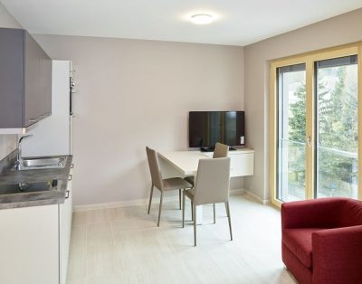 147 – Studio flat 3rd floor